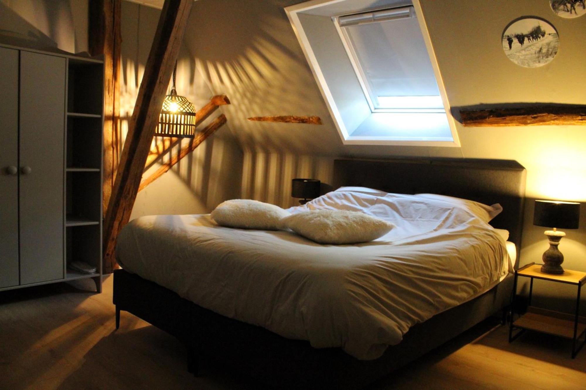 Grytmanshoeve, Vakantiehuis Met Glamping Niawier Экстерьер фото